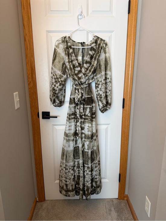 Calvin Klein Dresses & Skirts - Calvin Klein Olive and White Tie-Dye Maxi Dress